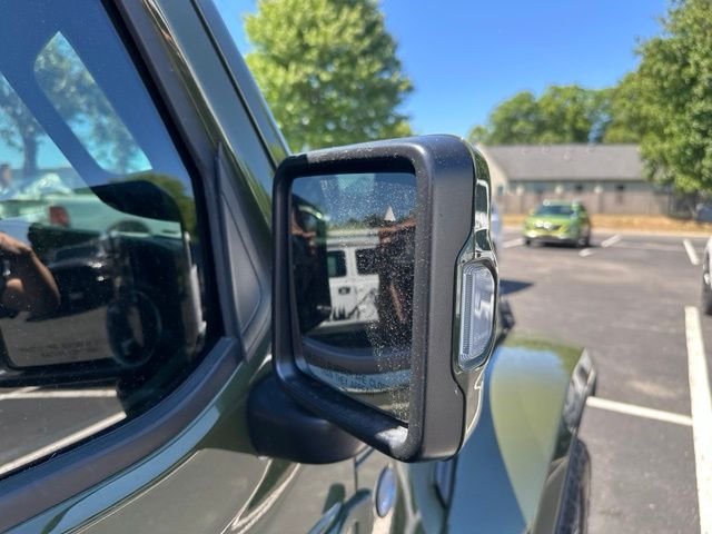 Used 2024 Green Jeep High Altitude 4xe image 11