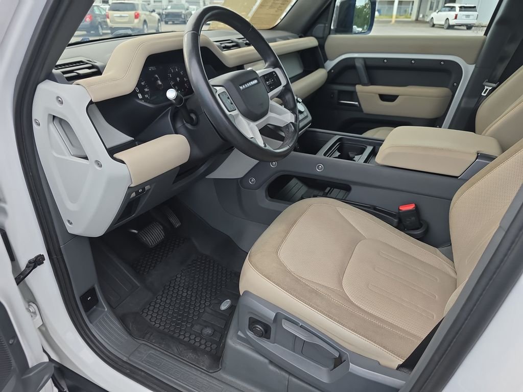 Used 2020 Fuji White Land Rover S image 10