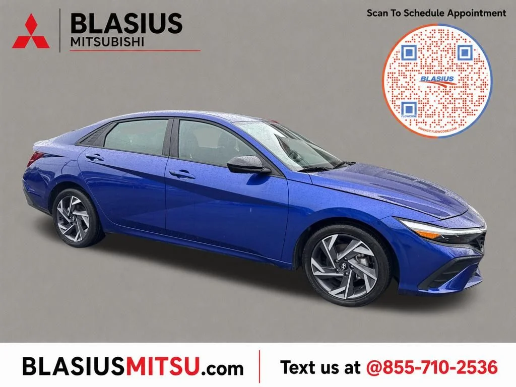 Used 2025 Blue Hyundai SEL Sport image 1