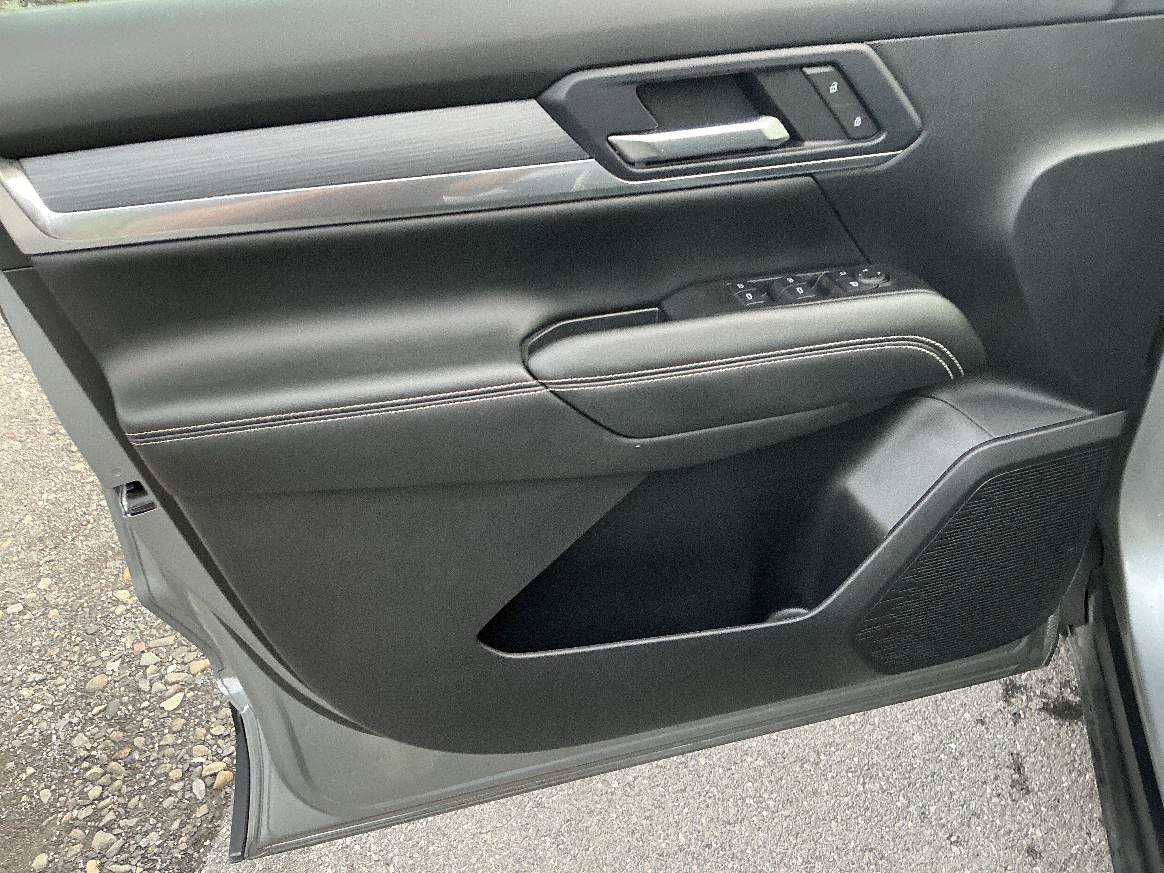 2025 GMC Terrain Elevation - Photo 18