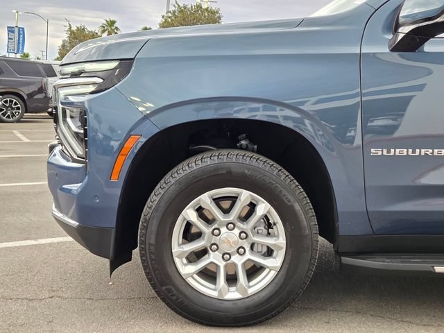 2025 Chevrolet Suburban LS - Photo 9