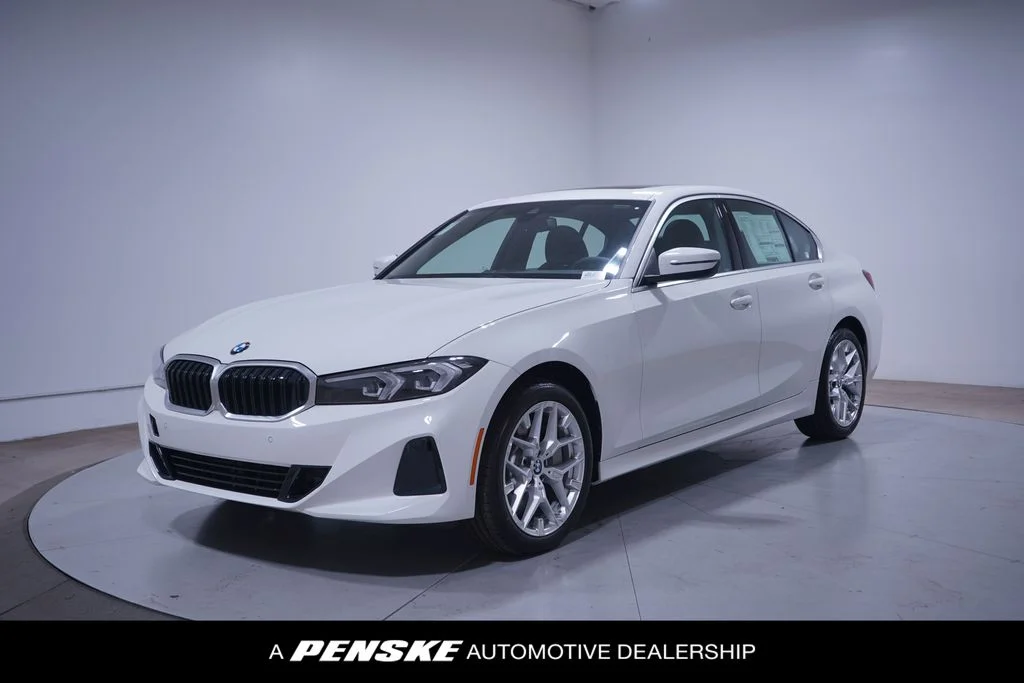 2025 BMW 3 Series 330i Sedan's photo