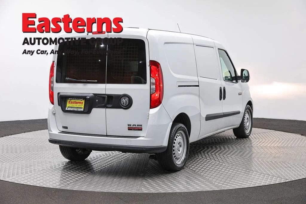 Used 2022 White Ram Base image 7