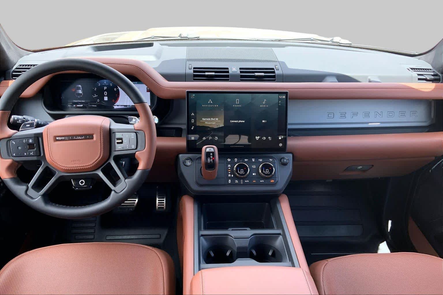 New 2026 Petra Copper Land Rover OCTA image 5