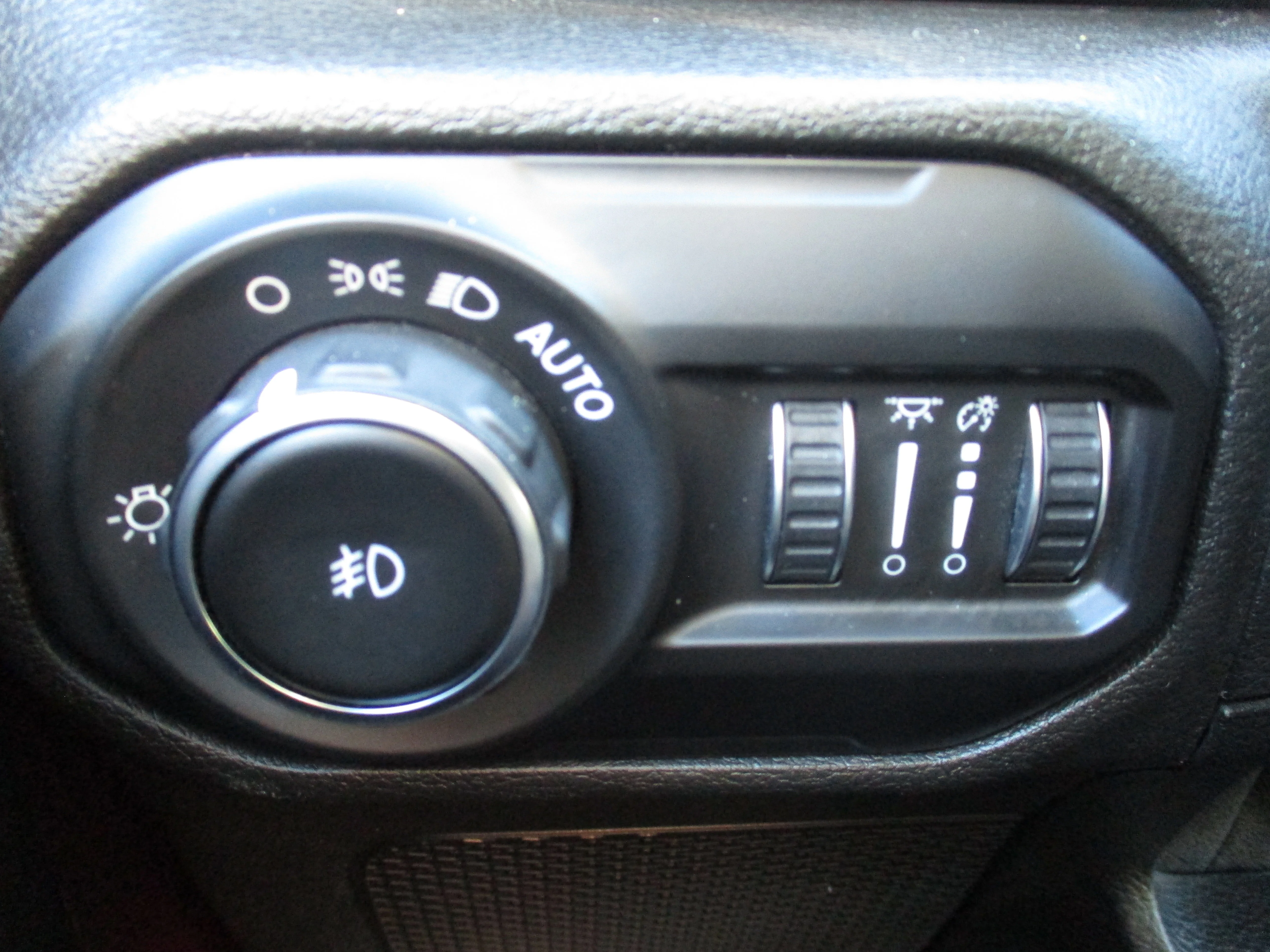 Used 2021 Snazzberry Pearlcoat Jeep Unlimited Sport Altitude image 48