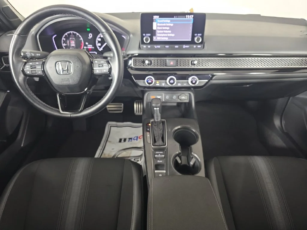 Certified Used 2025 Solar Silver Metallic Honda Sport image 18