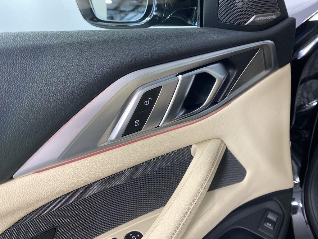 2026 BMW 4 Series 430i - Photo 8