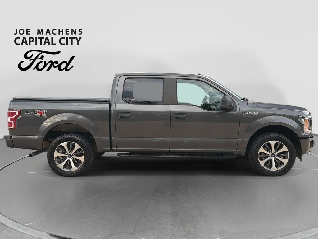 Used 2019 Magnetic Ford XL image 3