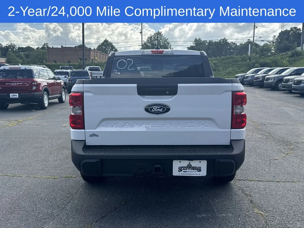 New 2026 Oxford White Ford XLT image 6