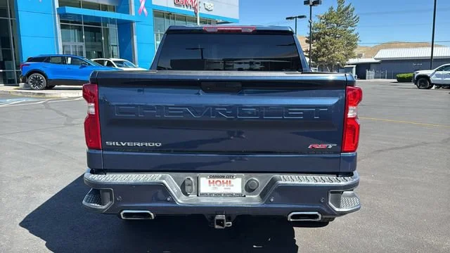 Used 2019 NORTHSKY BLUE METALLIC Chevrolet RST image 4