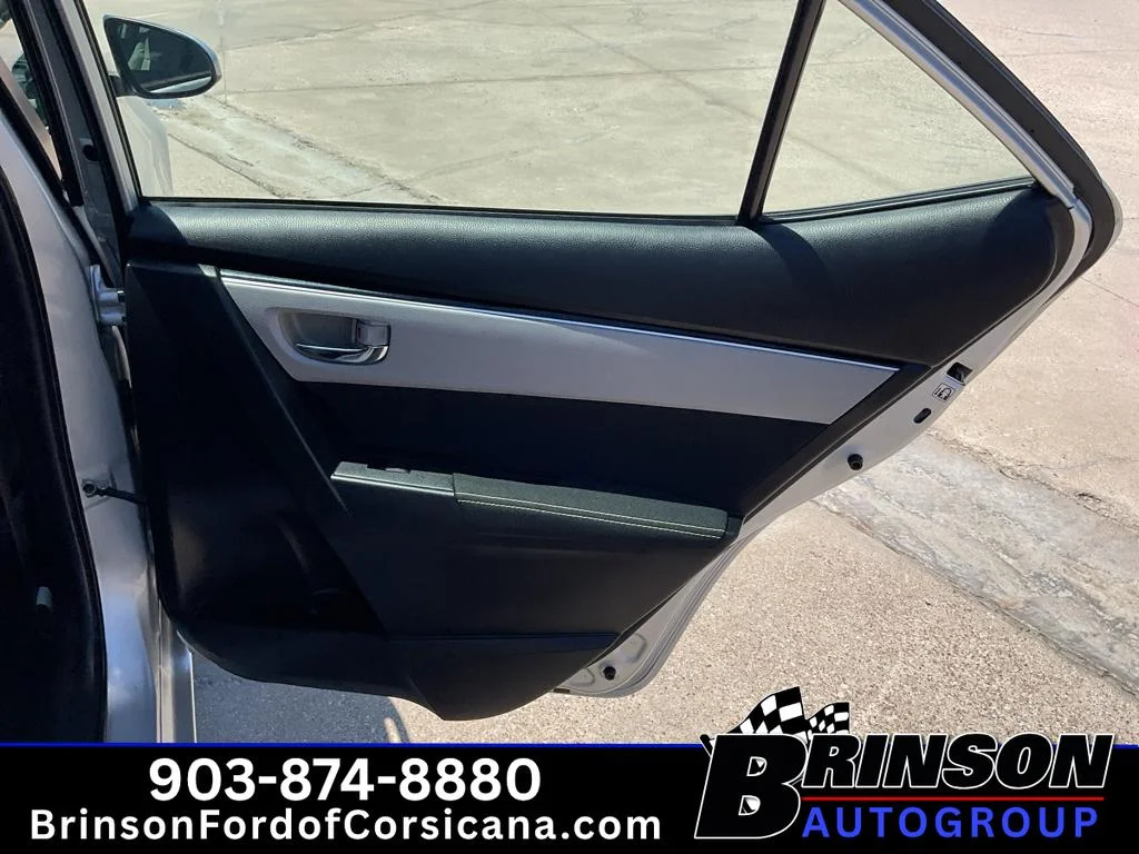 Used 2018 Classic Silver Metallic Toyota LE image 17
