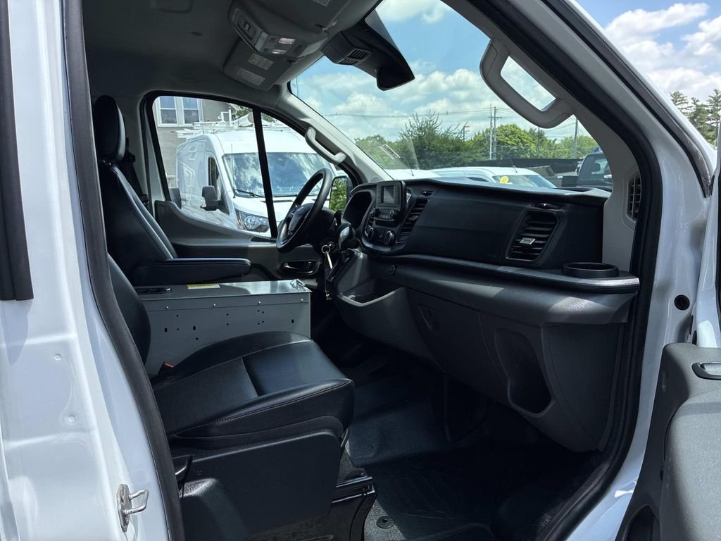 Used 2022 White Ford Base image 9