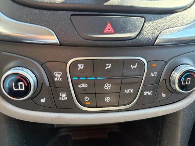 Used 2019 Red Chevrolet Premier image 22