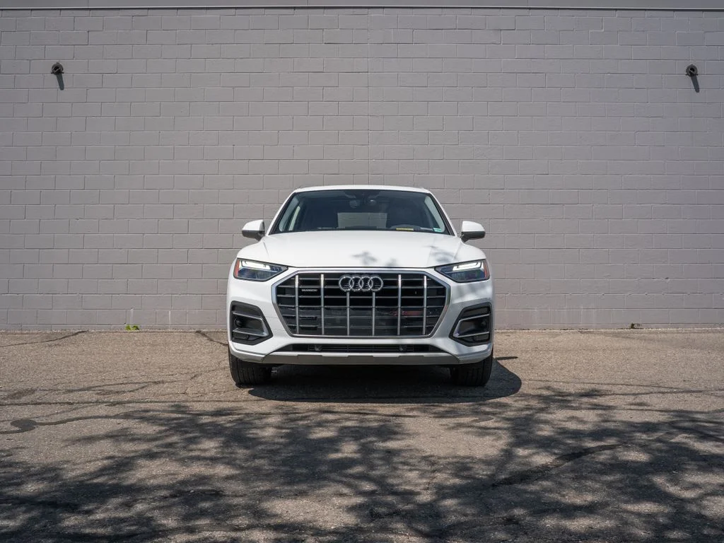 Used 2024 White Audi  image 10