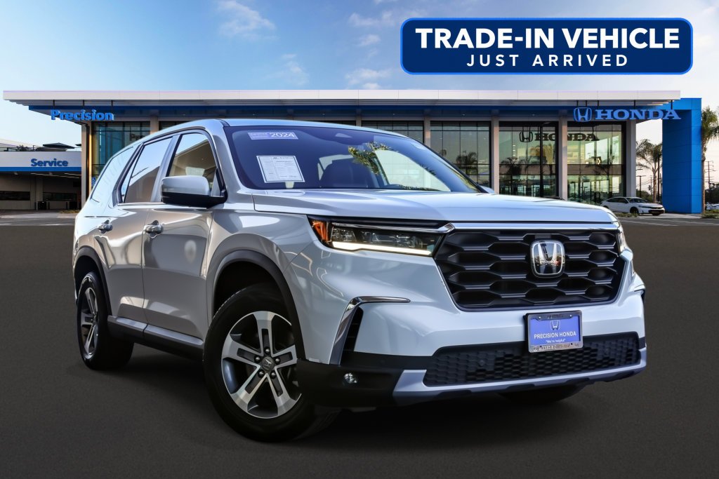 Certified Used 2024 Platinum White Pearl Honda 2WD EX-L image 1