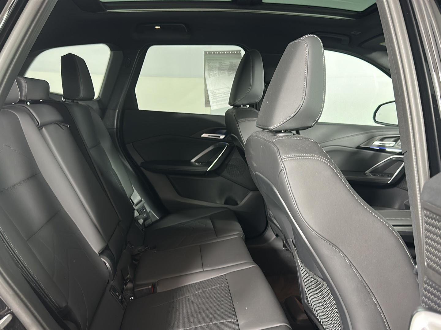 Used 2023 Jet Black BMW xDrive28i image 27