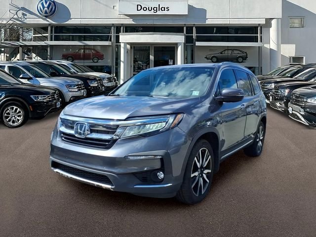 2022 Honda Pilot Touring-7 AWD's photo