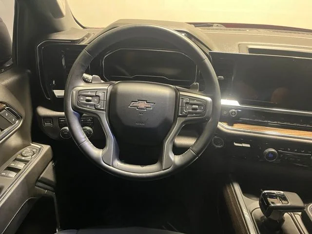 Used 2023 Red Chevrolet RST image 16