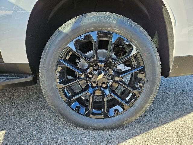 2025 Chevrolet Suburban Premier - Photo 15