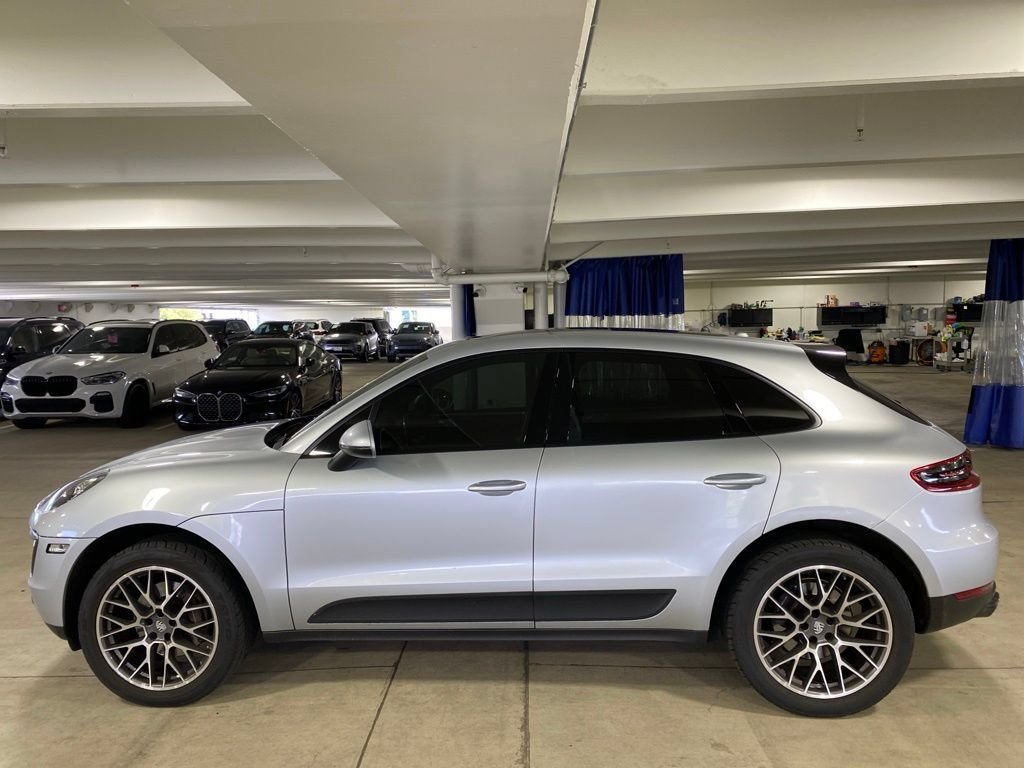 Used 2017 Porsche Macan Base with VIN WP1AA2A54HLB04023 for sale in Tigard, OR