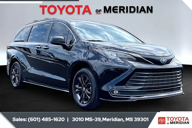 2024 Toyota Sienna Woodland Edition