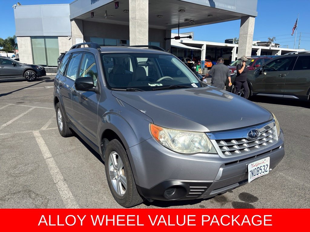 Used 2011 Silver Subaru 2.5X image 3