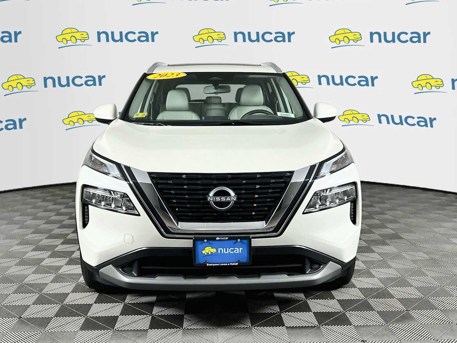 Used 2023 Pearl White Tricoat Nissan SV image 2