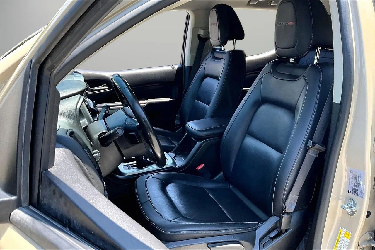 Certified Used 2021  Chevrolet ZR2 image 21