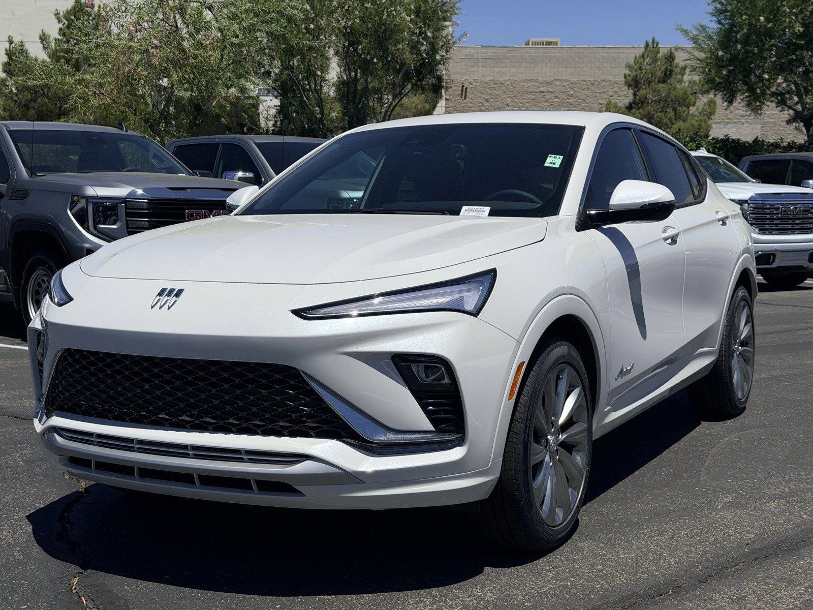 New 2026 White Frost Tricoat Buick Avenir image 3