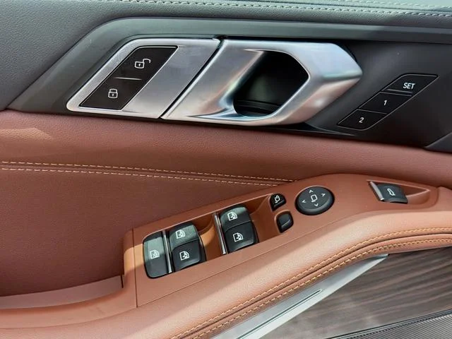 New 2026 Skyscraper Grey Metallic BMW sDrive40i image 22