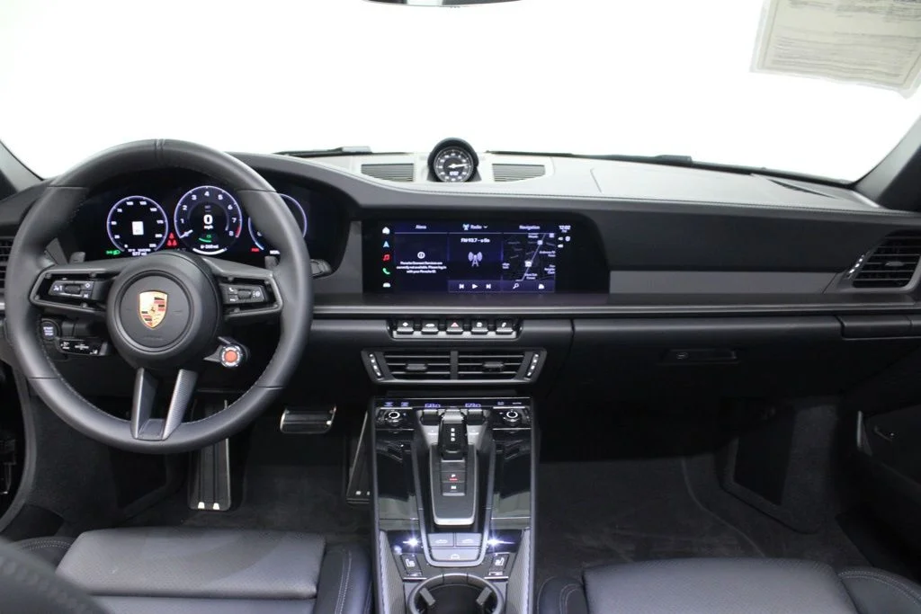 2026 Porsche 911 GTS - Photo 30
