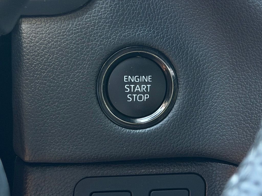 Certified Used 2026  Toyota Limited image 41