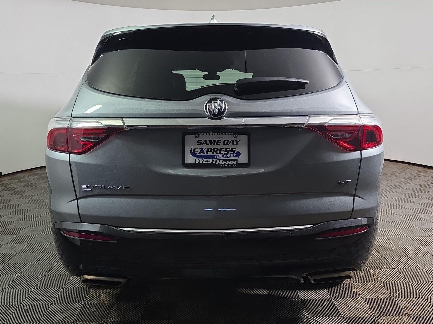 Used 2024 Moonstone Gray Metallic Buick Essence image 3
