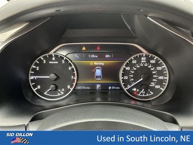 Used 2015 Gun Metallic Nissan SL image 11
