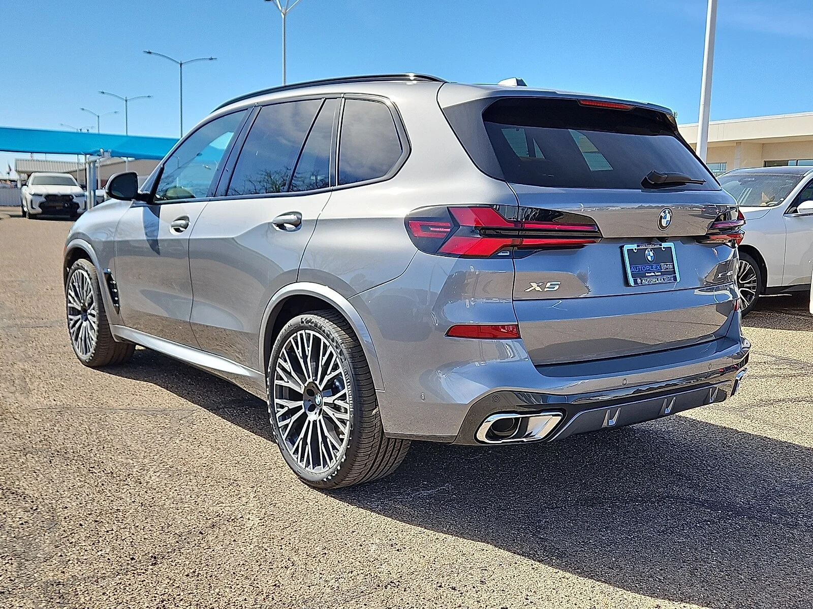 New 2026 Skyscraper Grey BMW xDrive40i All-Wheel Drive Sports Activity Vehicle image 2