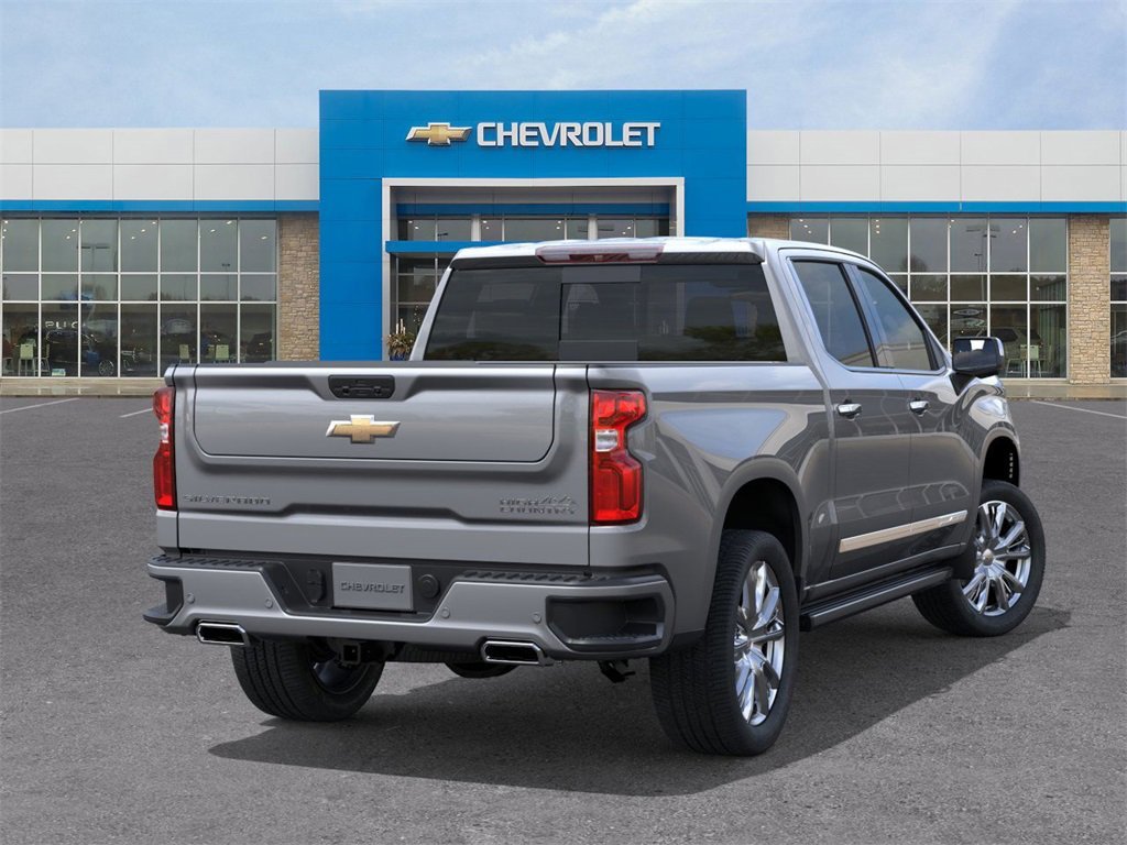 2026 Chevrolet Silverado 1500 High Country photo 3