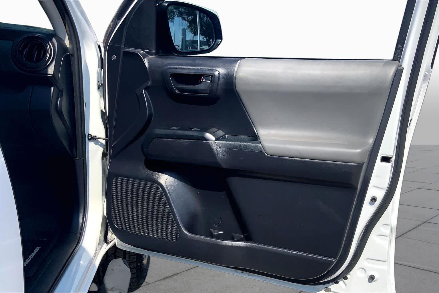 Used 2021 Super White Toyota SR5 image 23