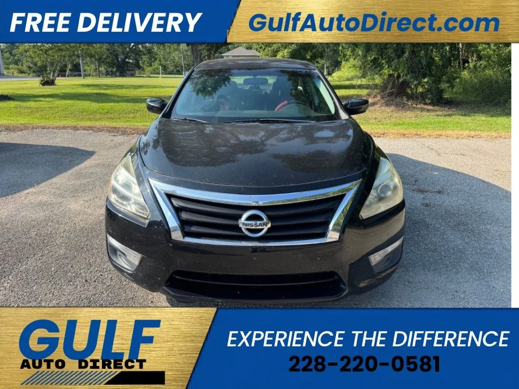 Used 2014 Black Nissan 2.5 S image 3