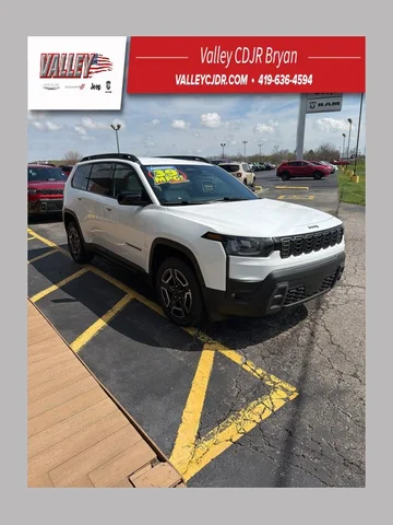 2026 Jeep Cherokee Laredo