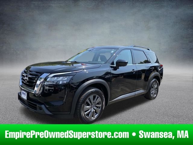 2024 Nissan Pathfinder SV