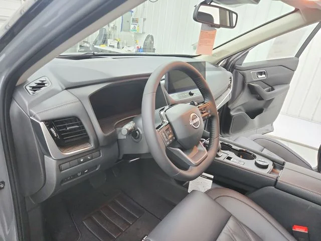 New 2026 Gray Nissan Platinum image 18
