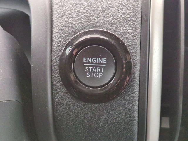 Used 2025 White Ford Active image 26