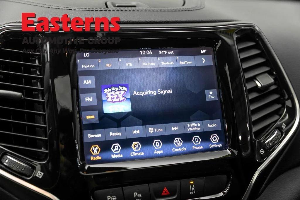 Used 2021 Black Jeep Limited image 19