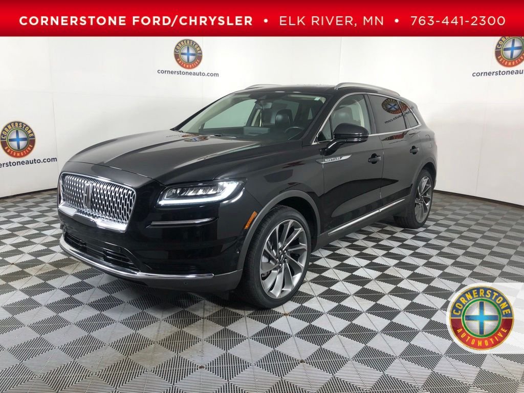 Used 2022 Black Lincoln Reserve image 1