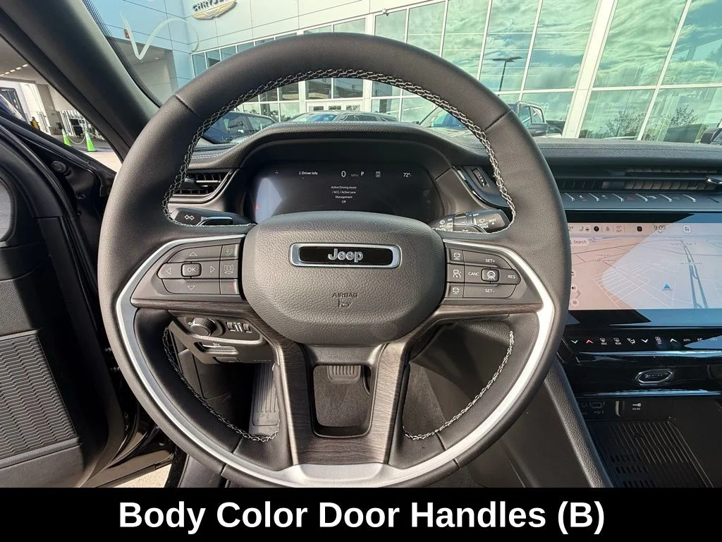 New 2026 Diamond Black Crystal Pearl-Coat Exterior Paint Jeep Altitude image 21