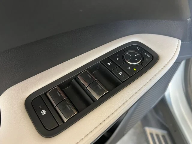 Used 2024 Iridium Lexus 350 Premium Plus image 34