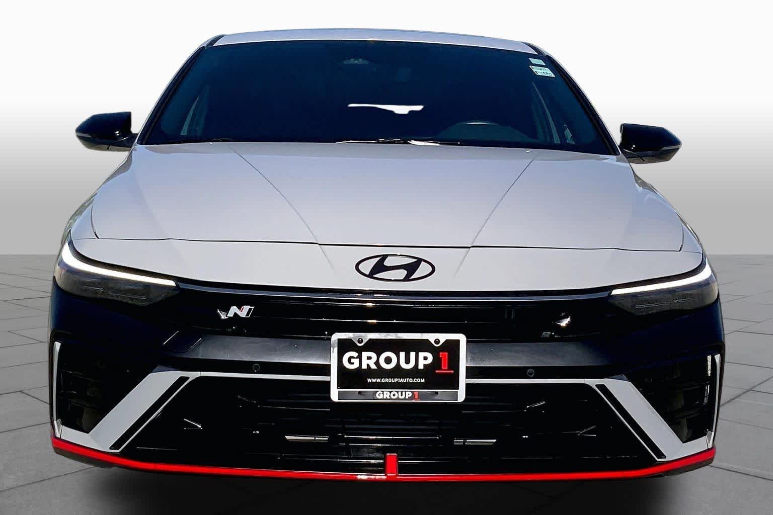 Used 2025 Cyber Gray Hyundai  image 4
