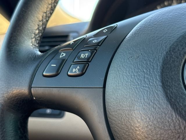 Used 2006  BMW 325Ci image 28