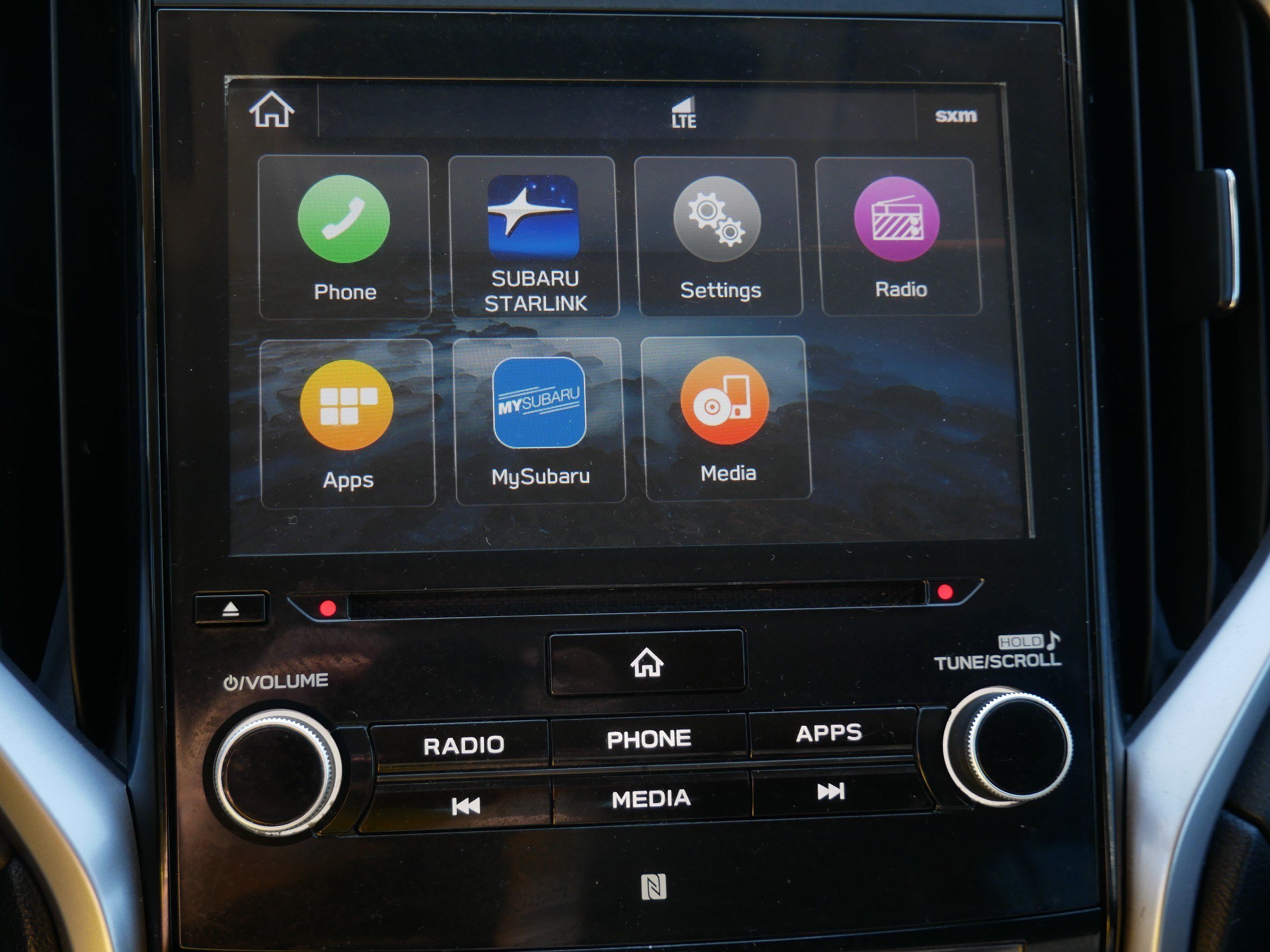 Used 2020 Magnetite Gray Metallic Subaru Premium image 23
