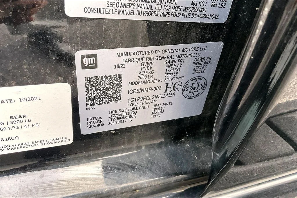 Used 2022 Onyx Black GMC AT4 image 23